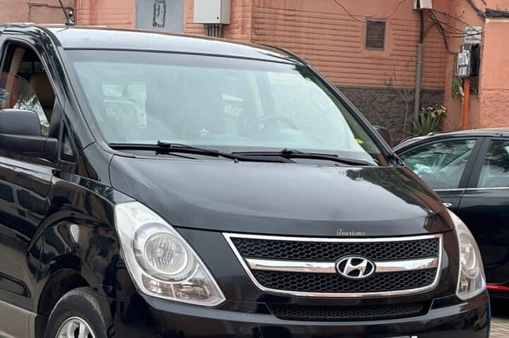 Private Marrakech Airport Transfer VIP Minivan H1