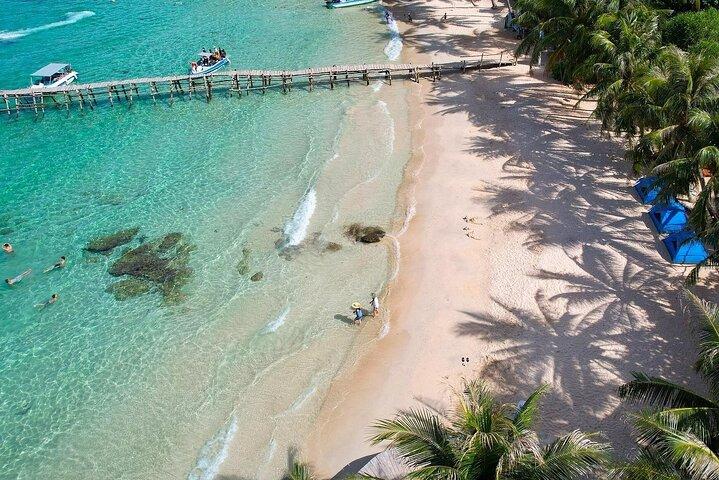 Phu Quoc : Three Islands Canoe Adventure & Snorkeling Experience