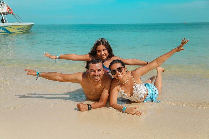 Rosario Beach Cartagena Giornata intera con snorkeling