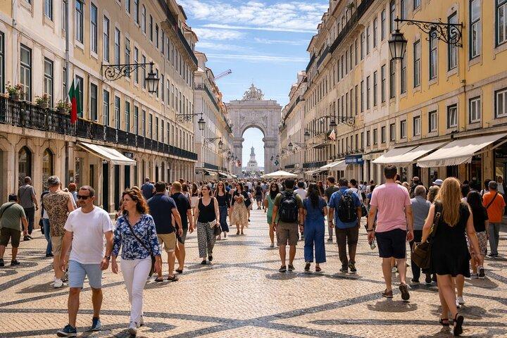Lisbon Private Tour by Moveris