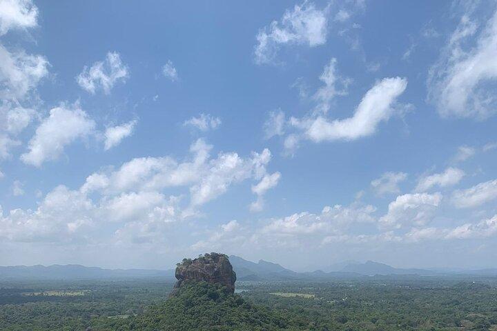 Sigiriya Lion Rock avec Dabulla Cave Temple