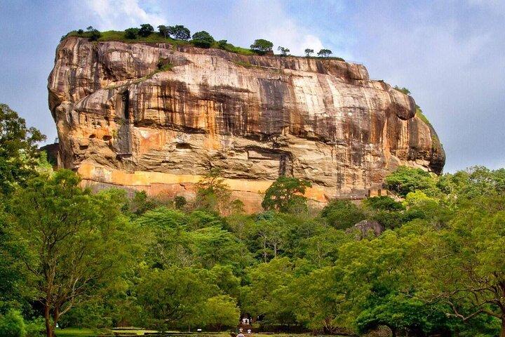 Sigiriya Lion Rock avec Dabulla Cave Temple