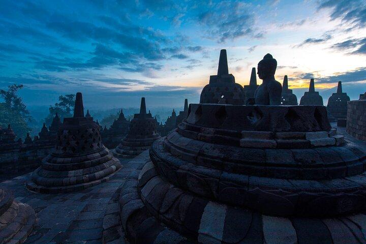 Sunrise Borobudur, Merapi Jeep & Prambanan Private Tour