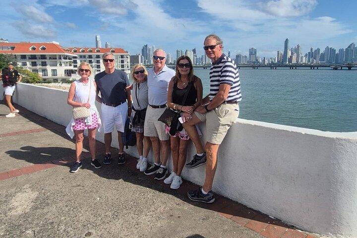 City Tour Privado con boletos Incluidos al Canal y Poin 360°