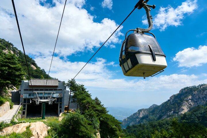 Excursão privada de Mount Tai saindo de Jinan em trem-bala com passeio de teleférico