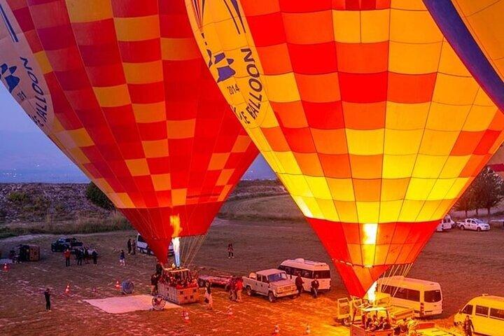 Pamukkale Sunrise Ballongtur med måltider