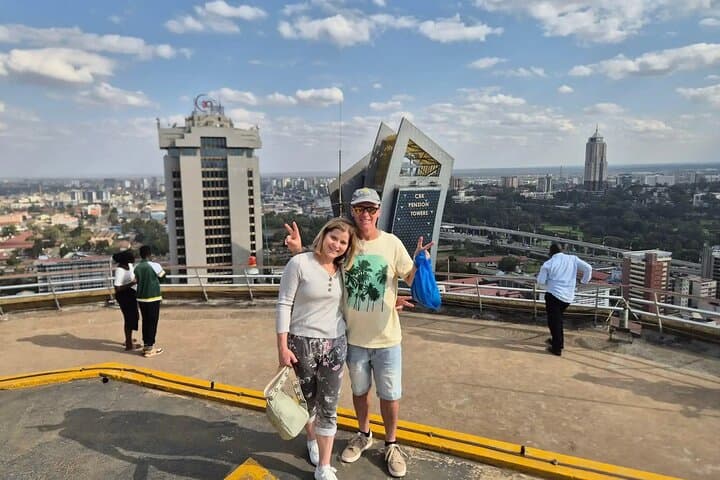 Nairobi City Drive Tour, GiraffeCentre & Souvenir Shopping Tour