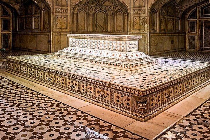 Excursão de luxo de Delhi a Agra com Taj Mahal e Agra Fort
