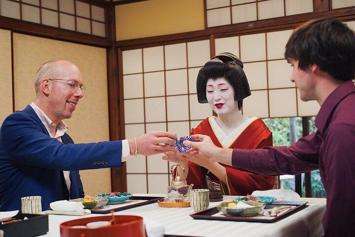 Kyoto Tour with Lunch and Geisha Performance