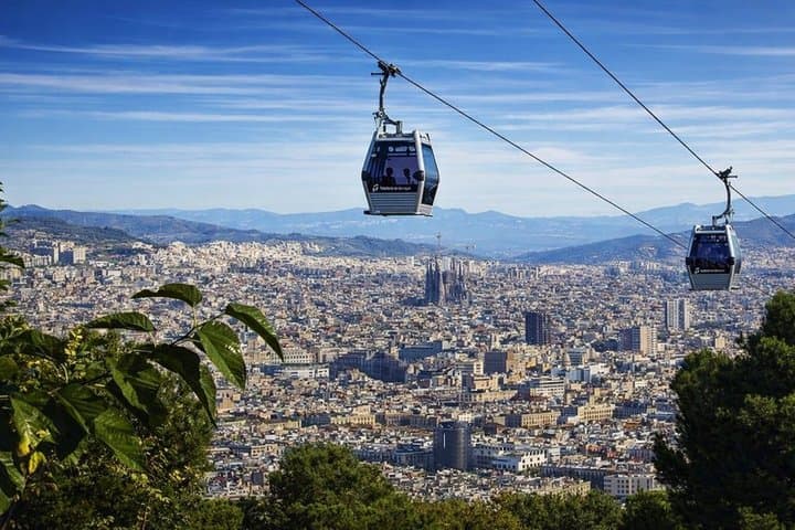 Barcelona Best Views: Cable Car, Montjuic Castle & Magic Fountain