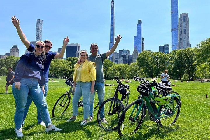 オランダ語セントラルパークバイクツアーのプライベートハイライト