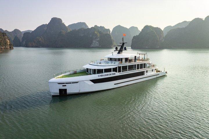 Ha Long – Lan Ha Bay 7 - Uur Luxe Hera Dagcruise vanuit Hanoi