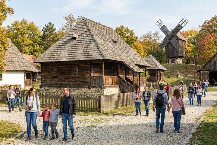 Visite guidée de Bucarest : Parlement, Ceausescu & Musée du Village