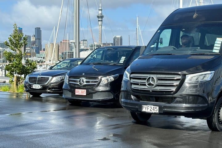 Luxury Airport transfers in Auckland