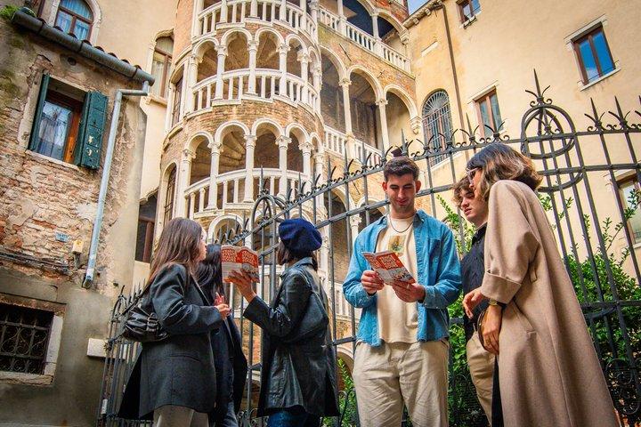 Private 2 - Hour Venice Walking Tour: Explore a cidade com um Guia