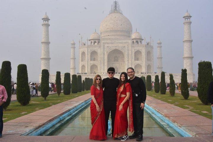 Sunrise Taj Mahal Express Entry Tickets With Professional Guide