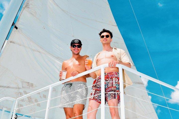 Cozumel Catamaran Deluxe Tour com Clube de Praia