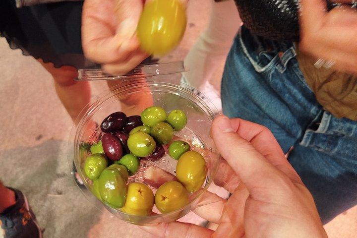 Private: Barcelona La Boqueria & Sant Antoni Food Experience