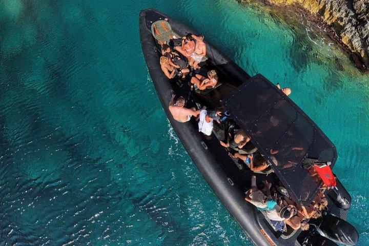 Tour en lancha rápida en Blue Gem Cave y Grama Bay