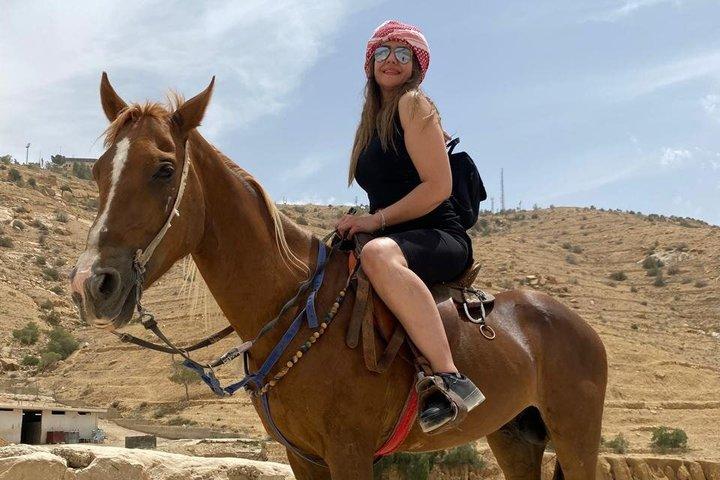 Petra e Wadi Rum Desert and Heritage Day Tour saindo de Amã