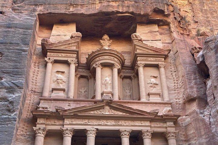 Petra e Wadi Rum Desert and Heritage Day Tour saindo de Amã