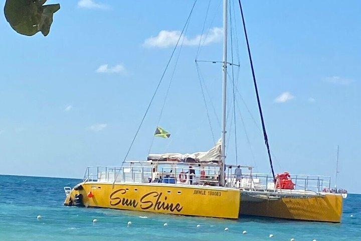 Negril Catamaran Party Cruise OCEAN EDEN BAY Resorts Adultes