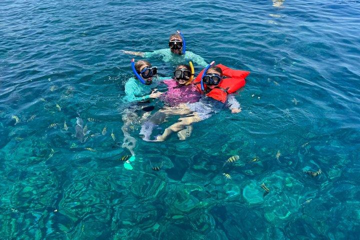 Hoteller i nærheden af Roatan Reef Snorkeling and West Bay Beach Day
