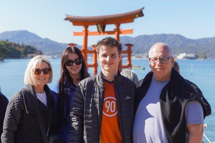 Hiroshima & Miyajima groepswandeling met lokale Gids