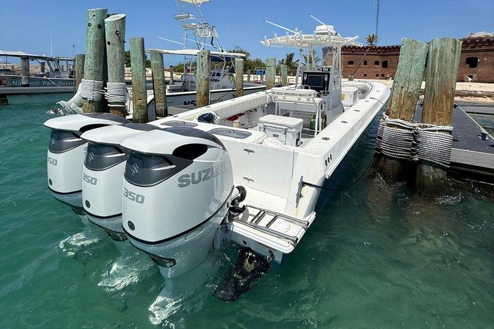 Tortugas Båtcharter från Key West