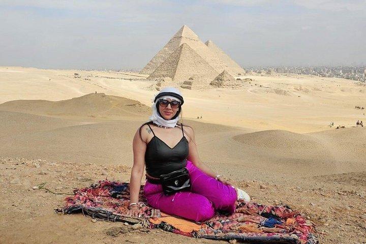 Tagestour zu den Pyramiden von Gizeh & Sphinx & Memphis & Sakkara