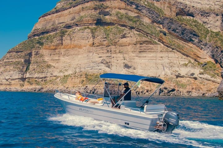 Private excursion to the island of Ischia by Conero 6.6m boat