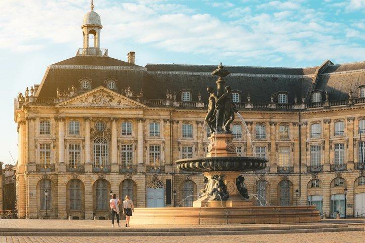 Bordeaux City Pass, Ubegrænset offentlig transport og 20 seværdigheder