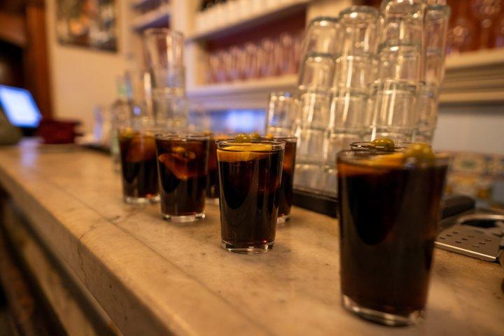 Barcelona Gothic Quarter VIP Tapas e Wine Tour