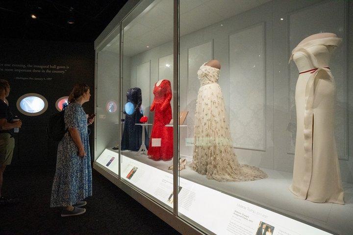 250 Small-Group Tour: VIP Archives & American History - 6ppl Max