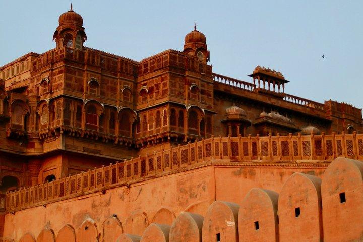 Excursion de 8 jours au Rajasthan à Udaipur Jodhpur Jaisalmer Bikaner Jaipur