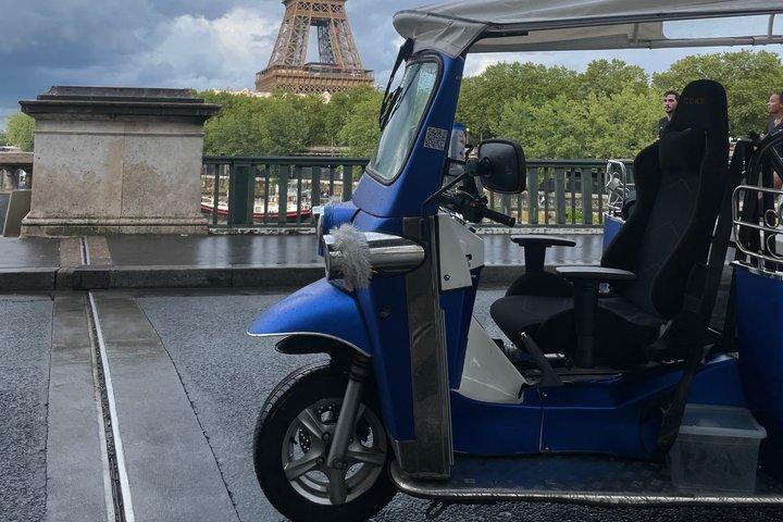 Paris: Visite en Tuktuk electrique avec arrêts photo et audio