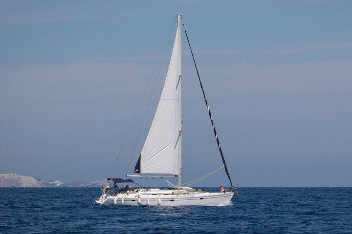 Private Sailing Cruise to Dia Island Free Meals Drinks & SUP