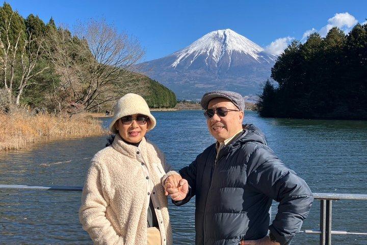 狸湖&伝統酒蔵 ガイド付きバンツアー