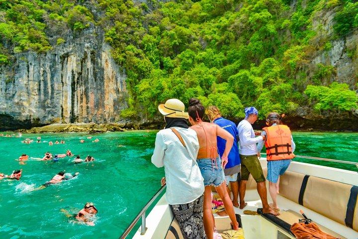 Phi Phi e Bamboo Island con tour al tramonto di 4 isole da Krabi