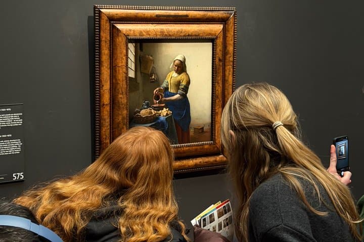 Rijksmuseum Ticket and Guided Tour with Optional Canal Cruise