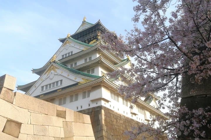 Walking Tour of Osaka's 5 Must-See Sights, with Ramen for Lunch