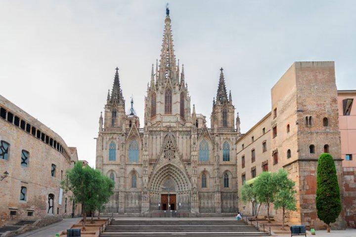 Barcelona Old Town Walking Tour História da arte e cantos escondidos