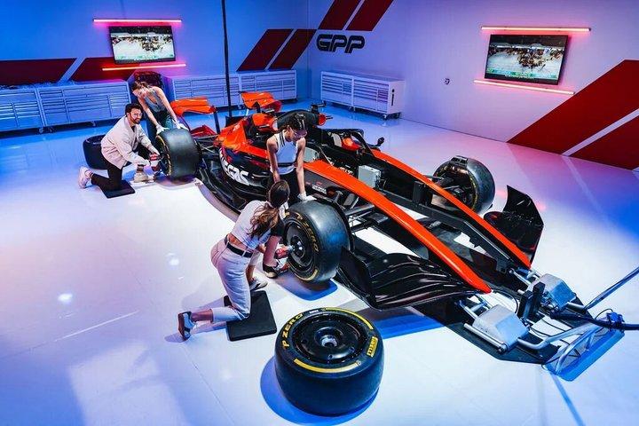 F1® DRIVE og F1® X på Grand Prix Plaza i Las Vegas