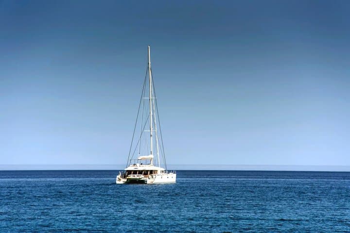 Luxury Catamaran Morning Private & Greek Gastronomy in Athens