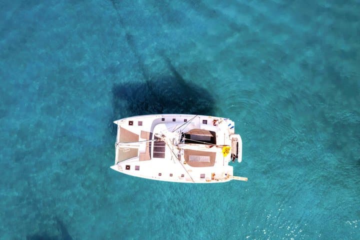 Luxury Catamaran Morning Private & Greek Gastronomy in Athens