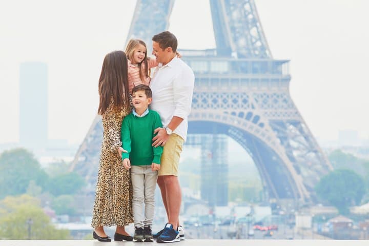 Paris: Eiffel Tower Photo Shoot