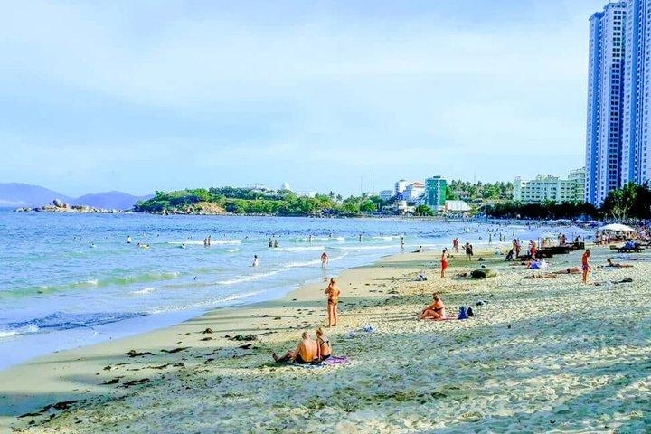 Halvdags biludflugt i Nha Trang