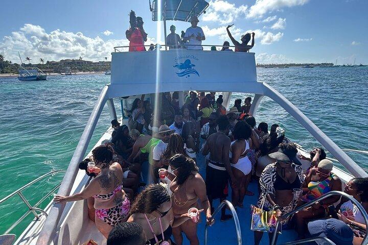 Hip-Hop Party Boat com Dj Live Adults Only e bebidas ilimitadas
