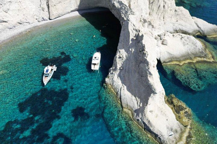 Private Daily Cruise on De Antonio 36 Paros to Antiparos