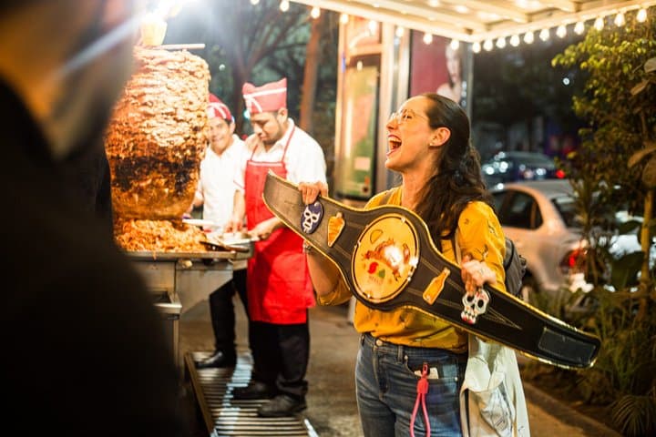 A Night of Tacos and Mezcal in Mexico City